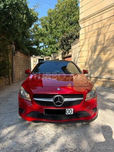 Mercedes CLA 250-1