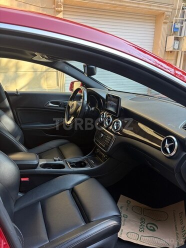 Mercedes CLA 250-6