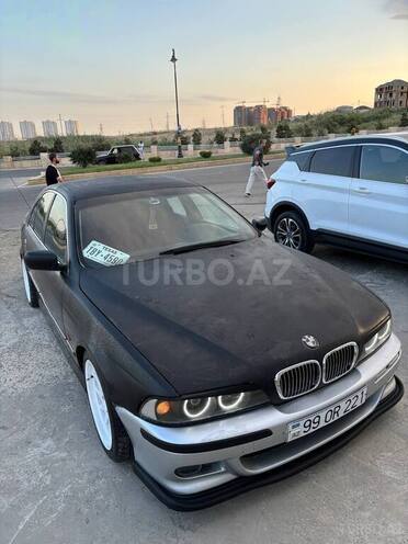 BMW 530-2