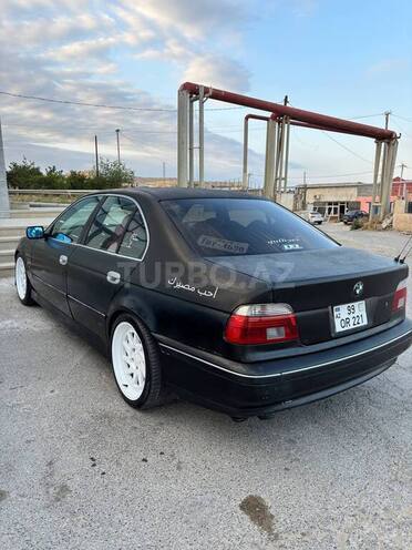 BMW 530-6