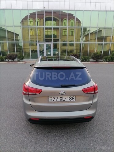 Kia Ceed SW-12