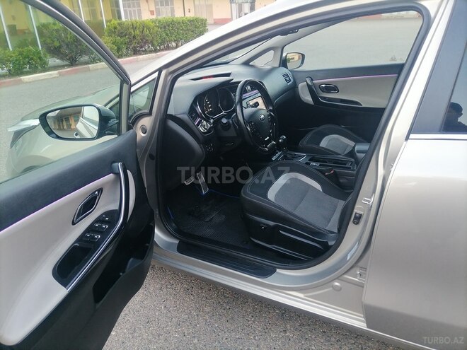 Kia Ceed SW-6