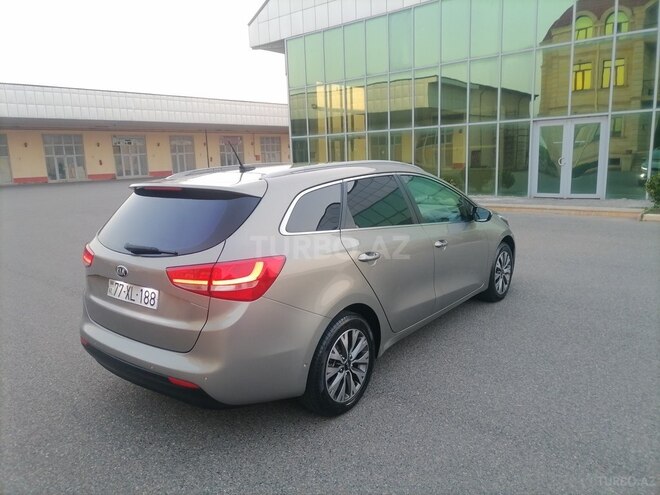 Kia Ceed SW-2