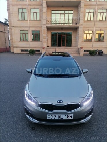 Kia Ceed SW-3