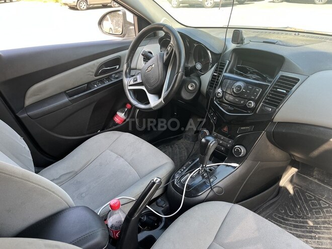 Chevrolet Cruze-6