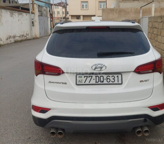 Hyundai Santa Fe-2