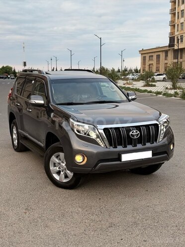 Toyota Land Cruiser Prado-9