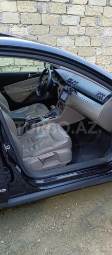 Volkswagen Passat-5