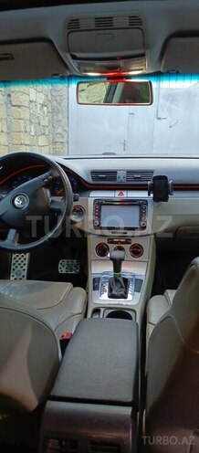 Volkswagen Passat-11