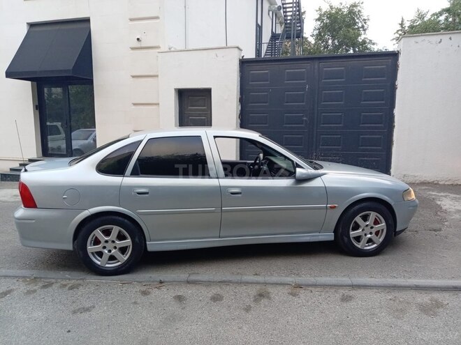 Opel Vectra-2
