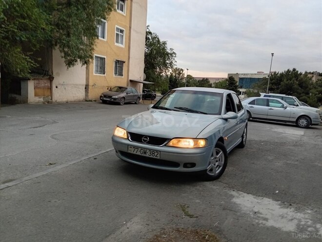 Opel Vectra-5