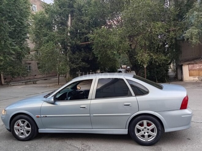 Opel Vectra-3