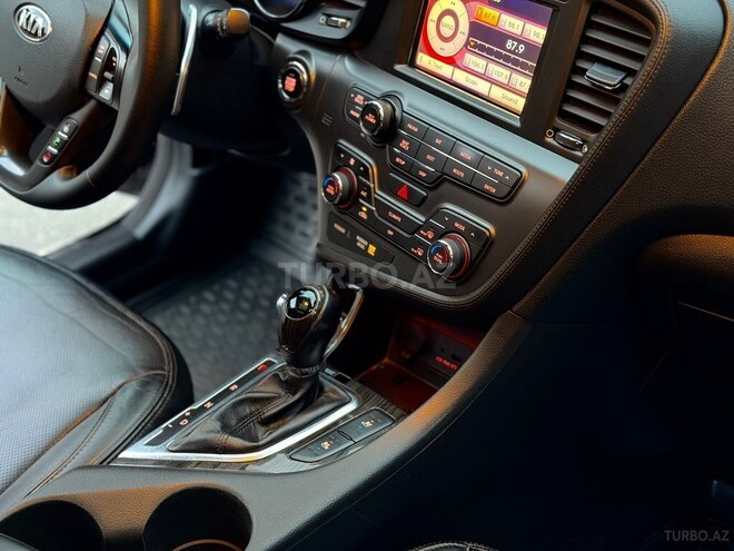 Kia Optima-14