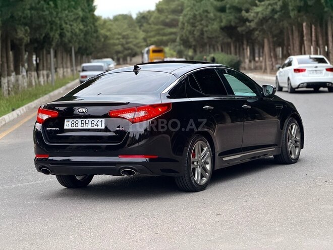 Kia Optima-5