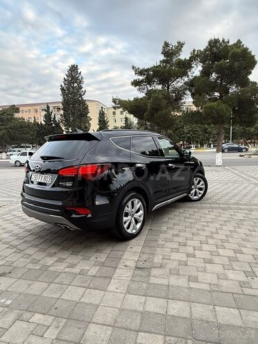 Hyundai Santa Fe-11