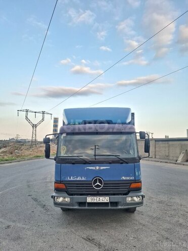 Mercedes Atego 815-1