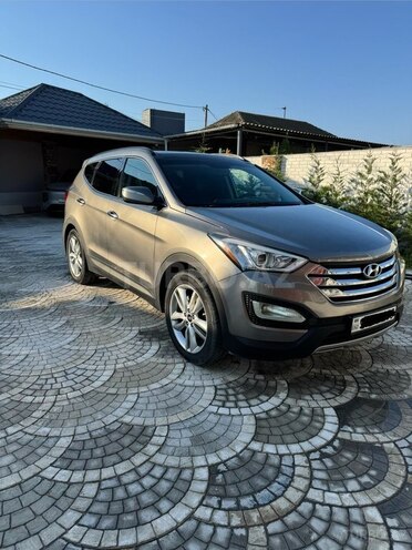 Hyundai Santa Fe-4