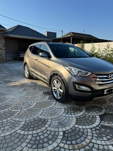 Hyundai Santa Fe-2