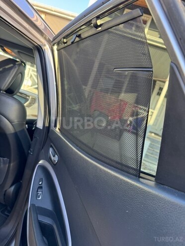 Hyundai Santa Fe-18