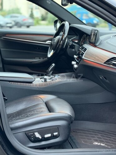 BMW 530-9