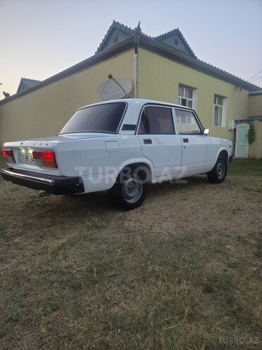 LADA (VAZ) 2107-4