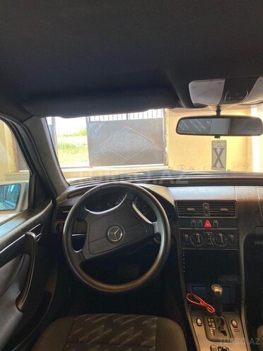 Mercedes C 180-5