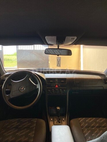 Mercedes C 180-6