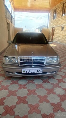 Mercedes C 180-19