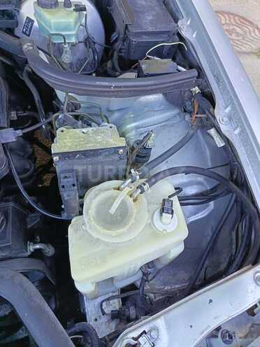 Mercedes E 230-17