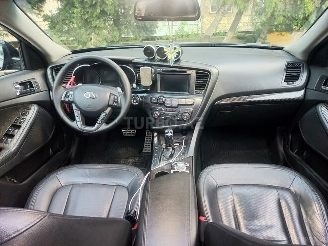 Kia Optima-16