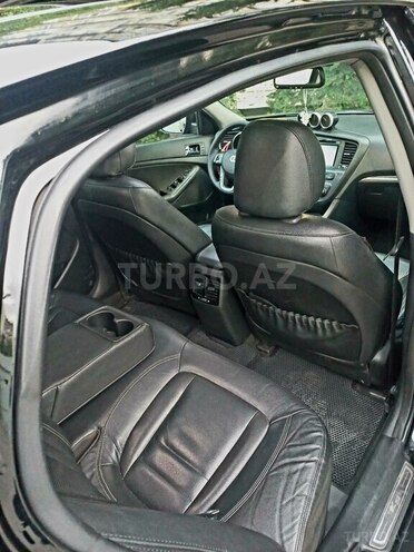 Kia Optima-17