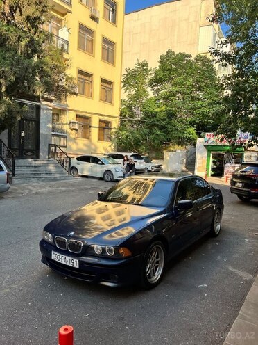 BMW 528-2