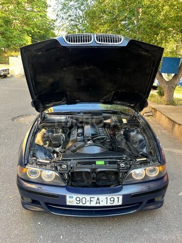 BMW 528-6
