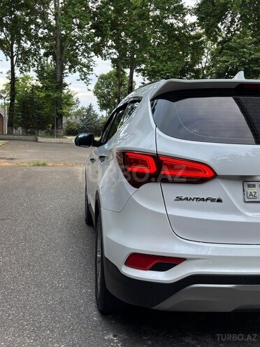 Hyundai Santa Fe-3