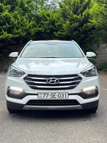 Hyundai Santa Fe-1