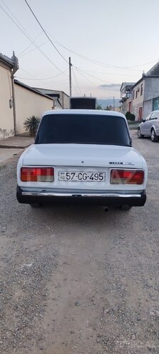 LADA (VAZ) 2107-2