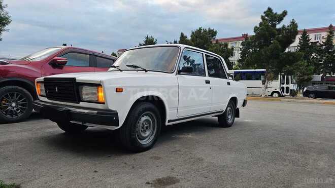 LADA (VAZ) 2107-4