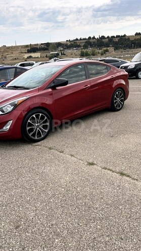Hyundai Elantra-6
