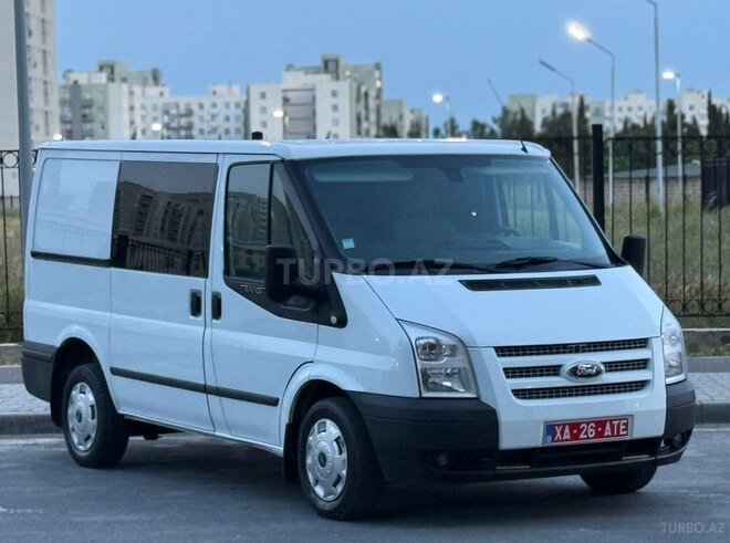 Ford Transit-1