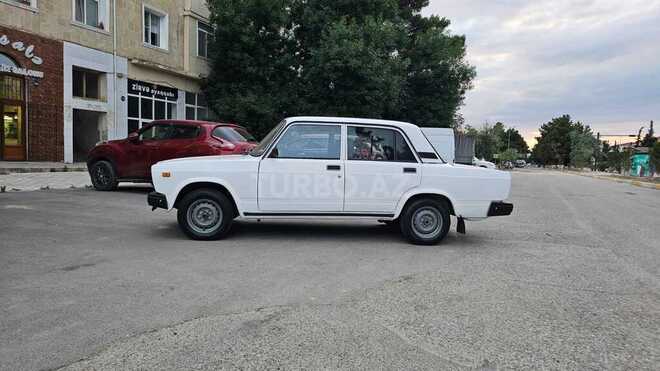 LADA (VAZ) 2107-5