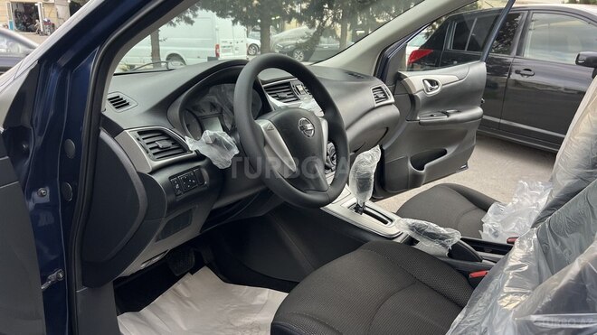 Nissan Tiida-17