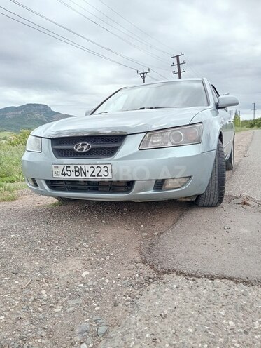 Hyundai Sonata-2