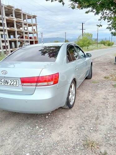 Hyundai Sonata-5
