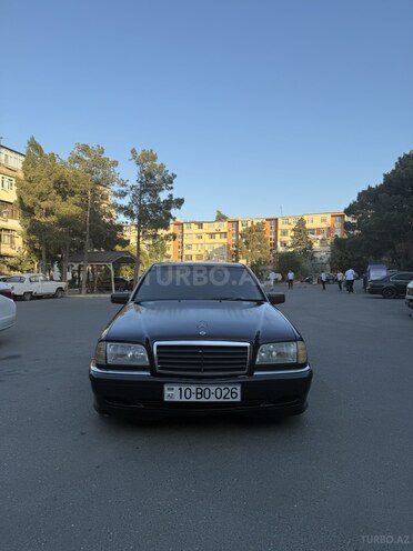 Mercedes C 240-1
