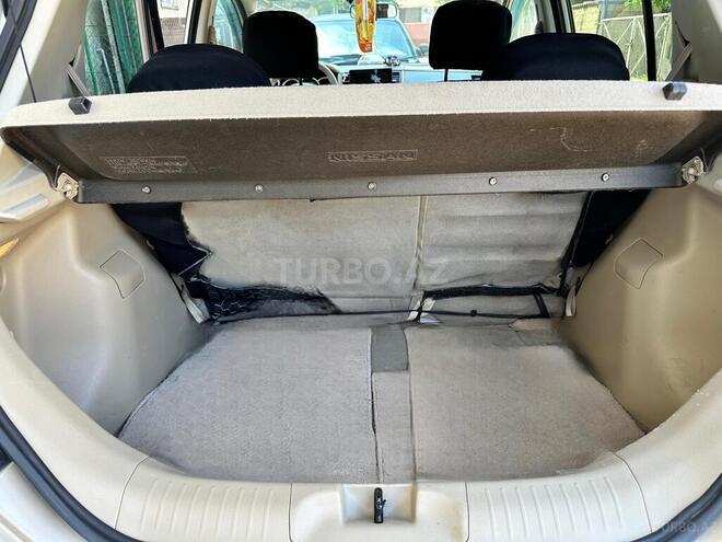 Nissan Tiida-7