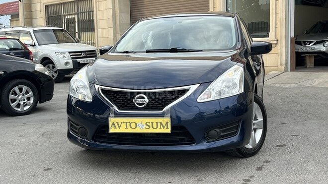 Nissan Tiida-9