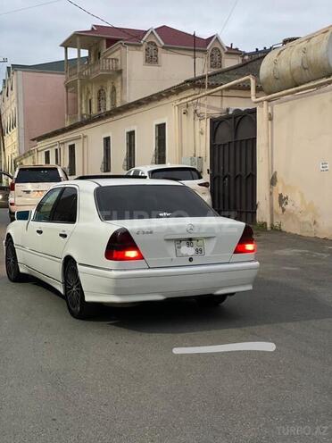 Mercedes C 230-2