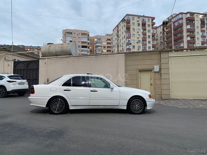Mercedes C 230-8