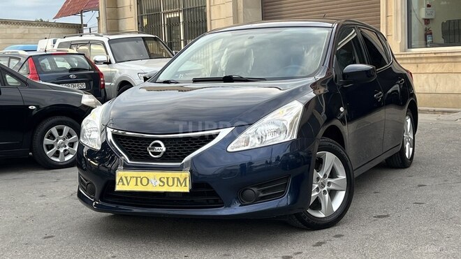 Nissan Tiida-3