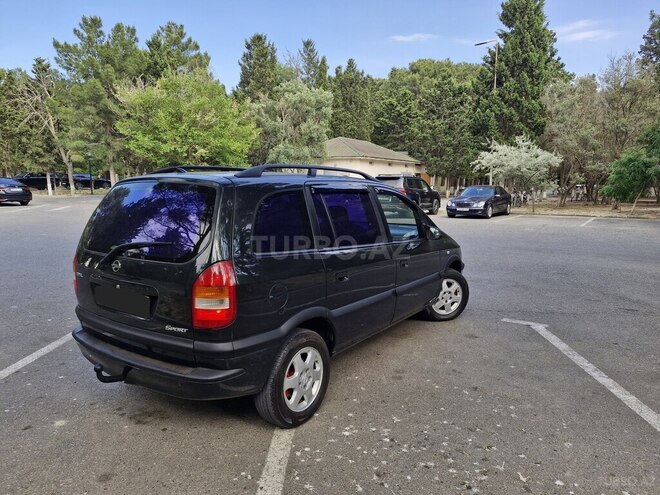Opel Zafira-7